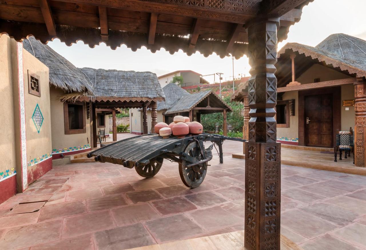 Regenta Resort Bhuj By Royal Orchid Hotels Limited Exteriör bild