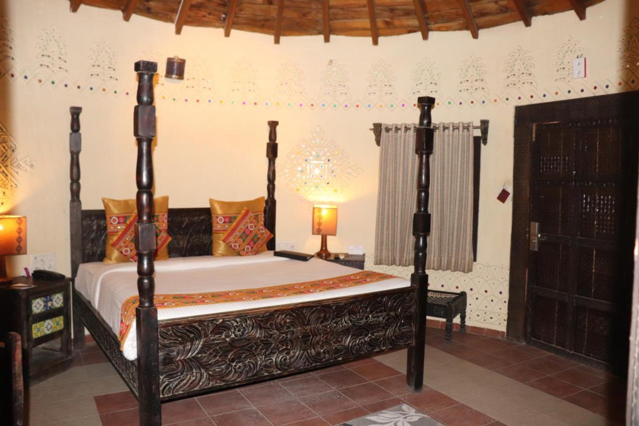 Regenta Resort Bhuj By Royal Orchid Hotels Limited Exteriör bild