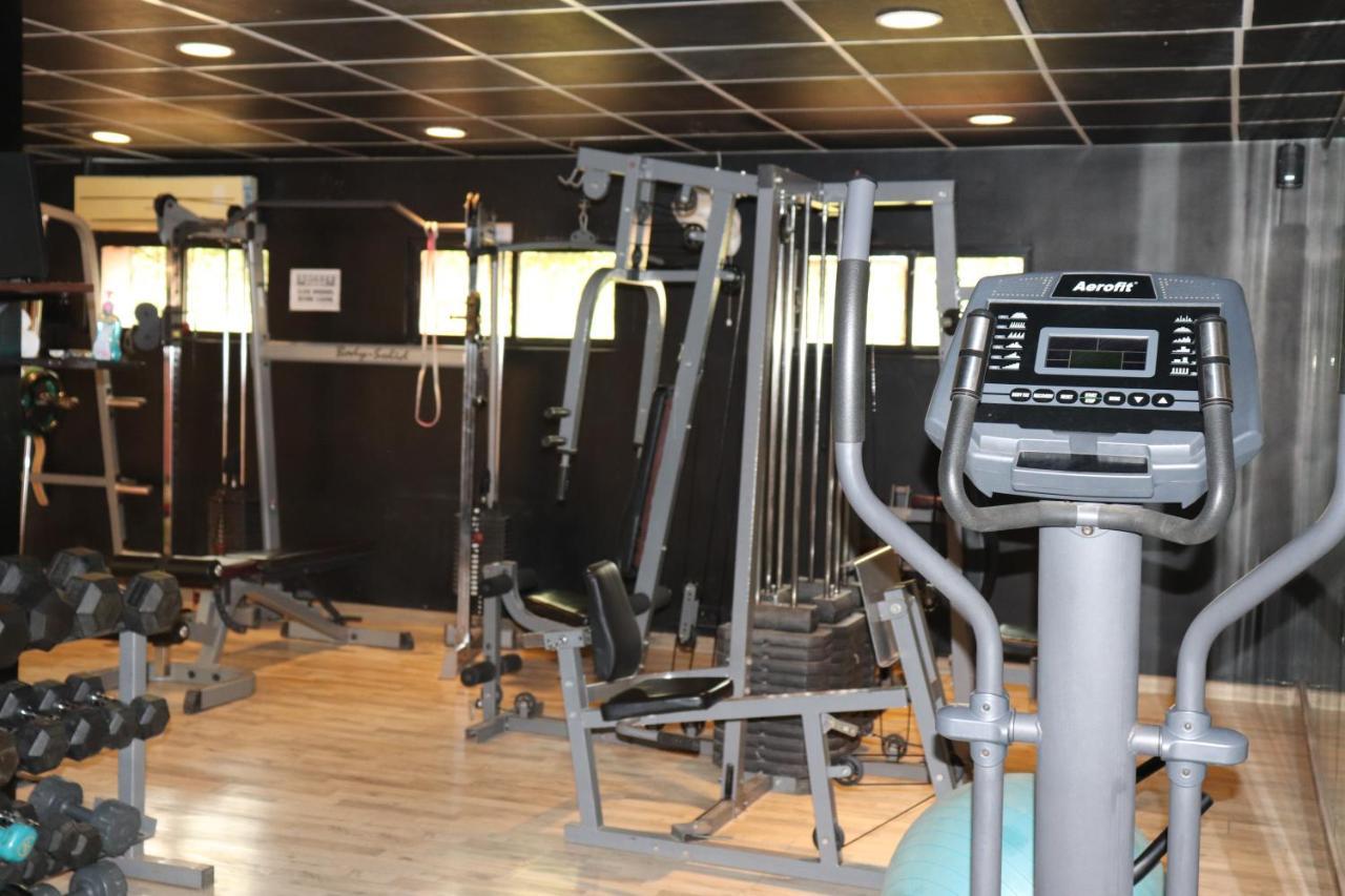 Regenta Resort Bhuj By Royal Orchid Hotels Limited Exteriör bild
