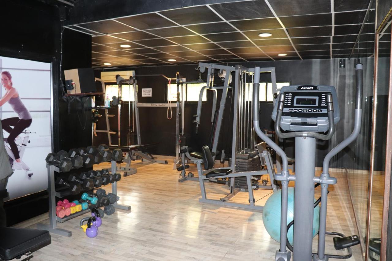 Regenta Resort Bhuj By Royal Orchid Hotels Limited Exteriör bild