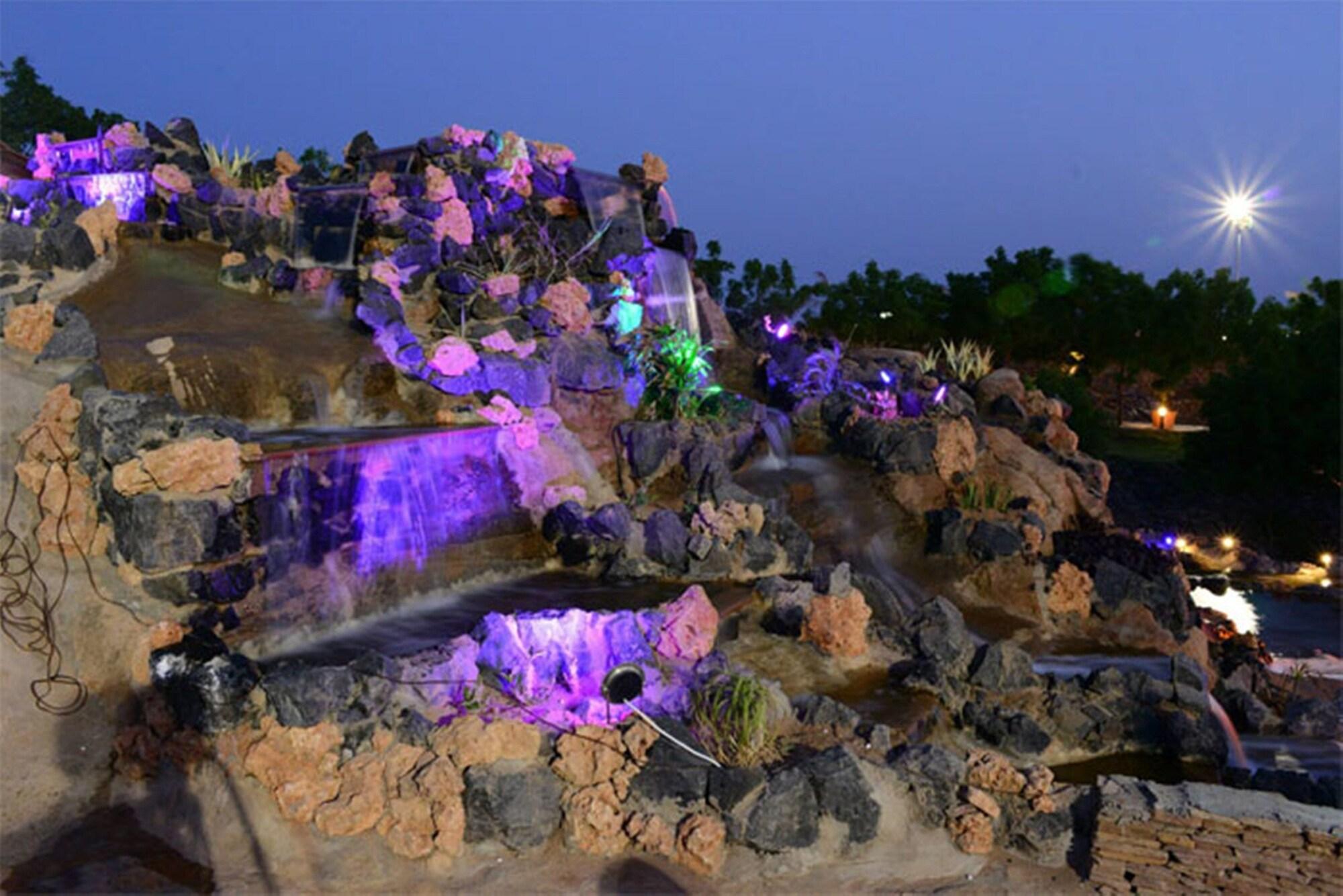 Regenta Resort Bhuj By Royal Orchid Hotels Limited Exteriör bild