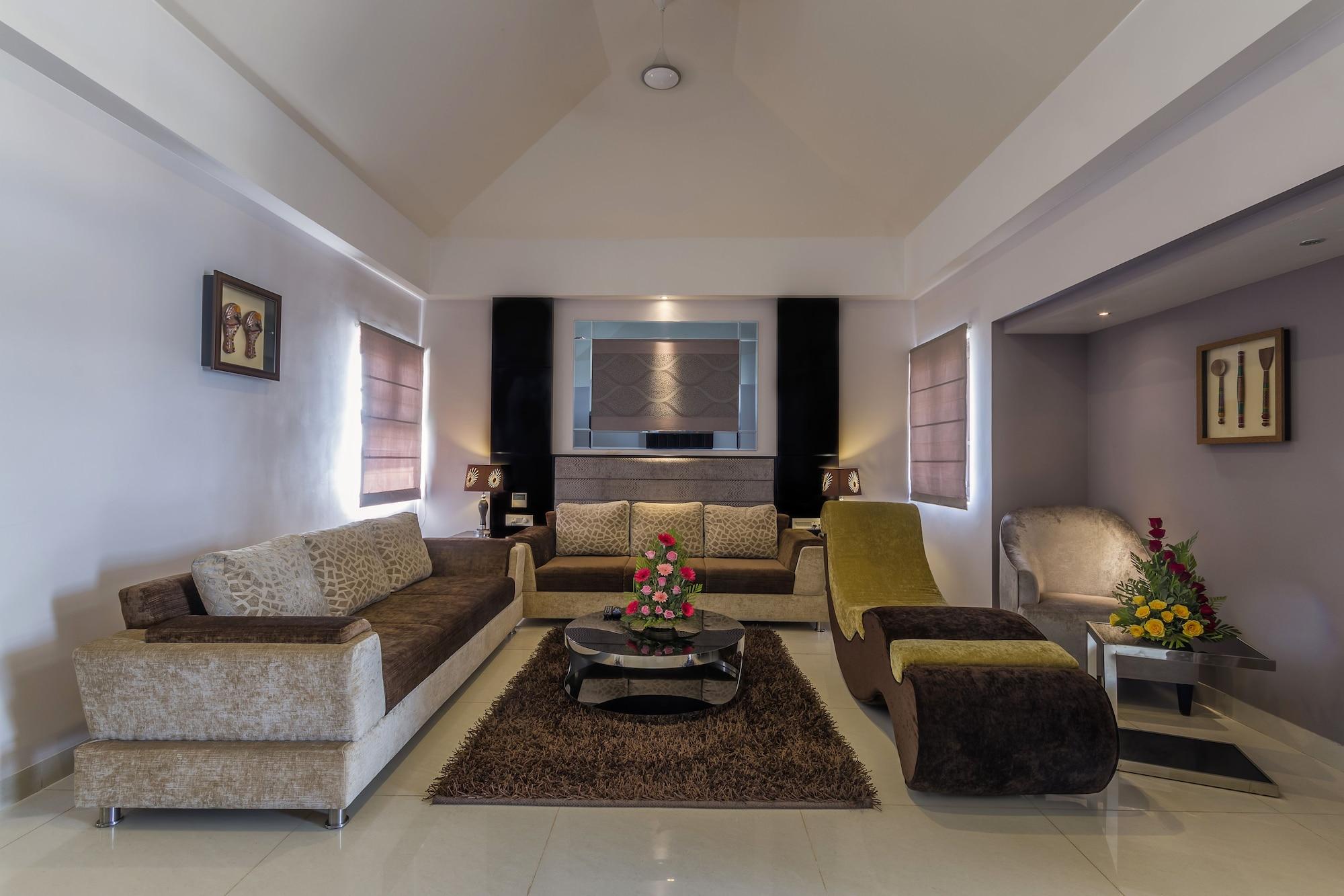 Regenta Resort Bhuj By Royal Orchid Hotels Limited Exteriör bild