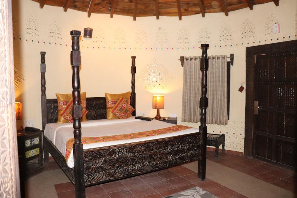Regenta Resort Bhuj By Royal Orchid Hotels Limited Exteriör bild
