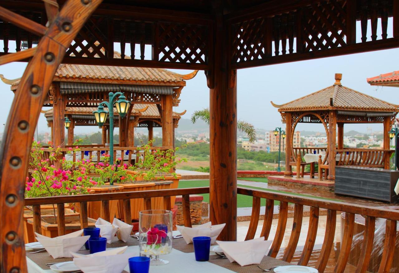 Regenta Resort Bhuj By Royal Orchid Hotels Limited Rum bild